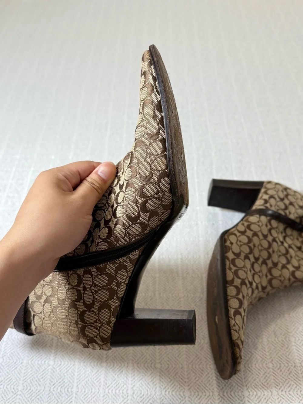 Vintage Coach Signature Bibi Canvas Ankle Bootie Beige Brown Buckle Zip 8.5
